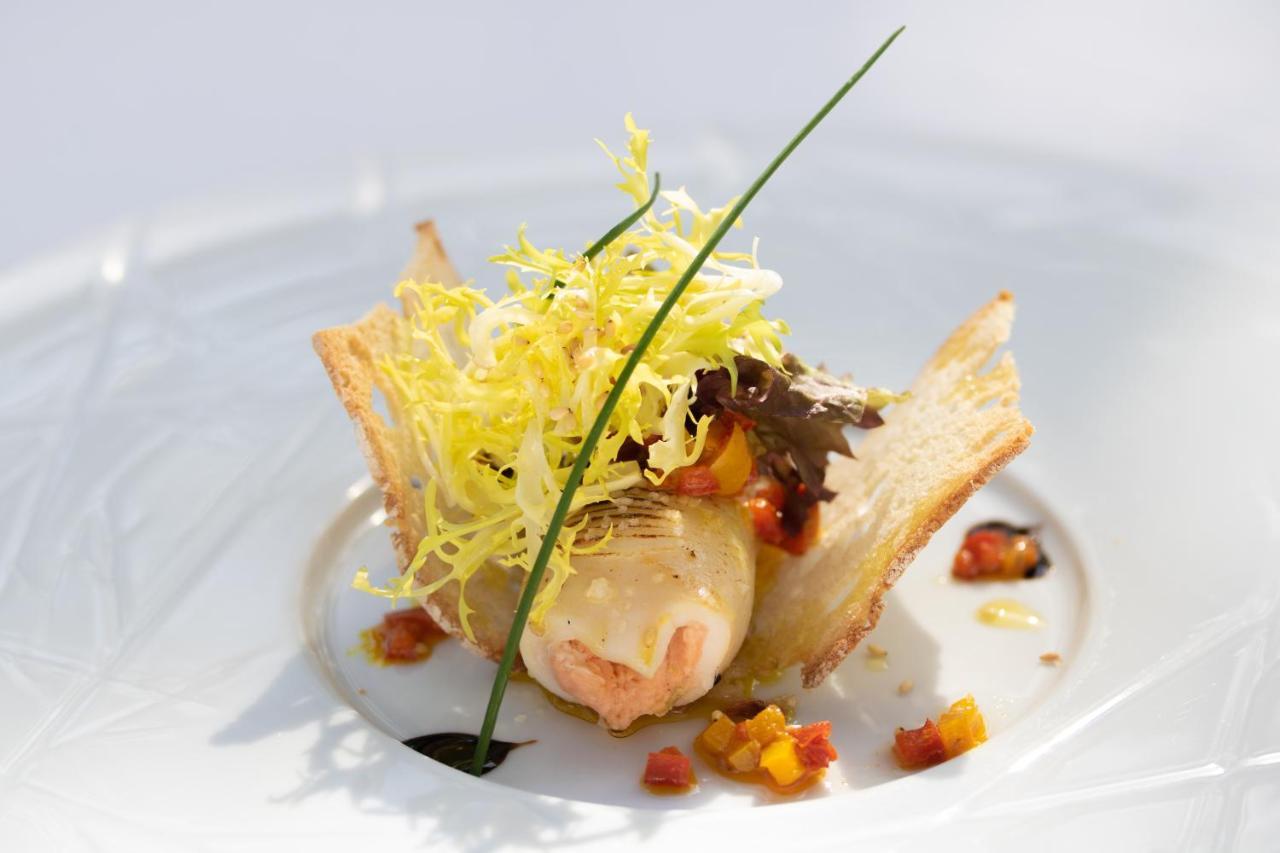더 빈티지 하우스 - 도우로 핀하오 외부 사진 A modern French dish